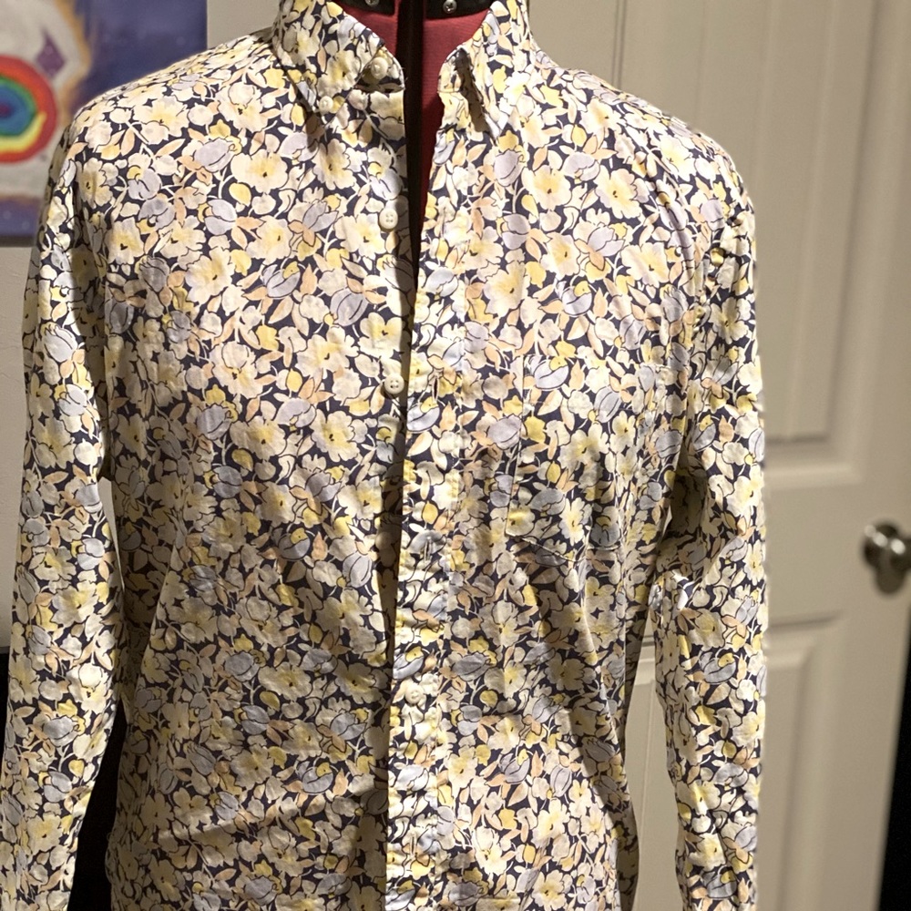 Rye floral print button up